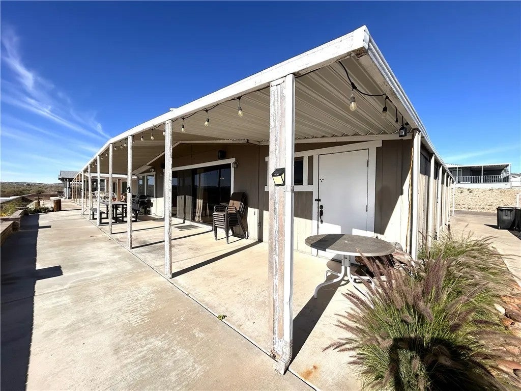 124 Thunderhead, Needles, CA 92363 — photo 2