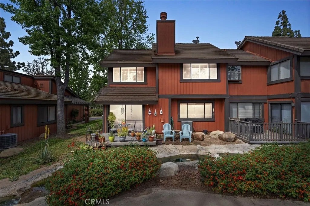 152 Cedar Creek — photo