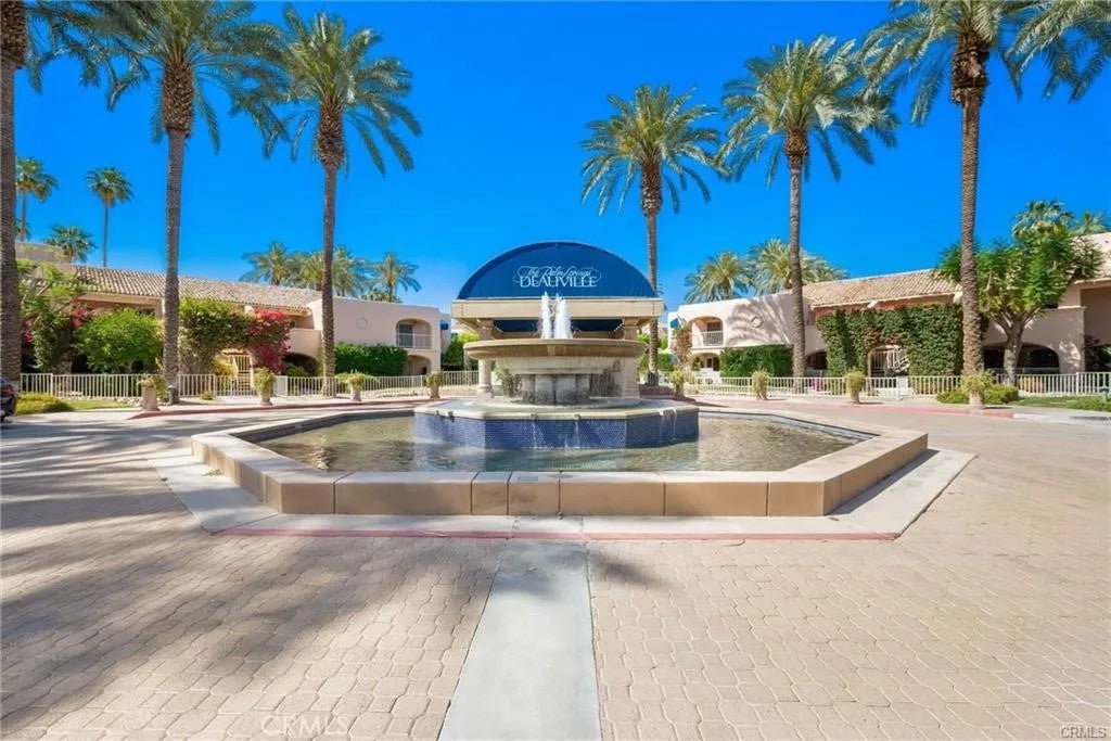 500 E Amado Road 407 — photo