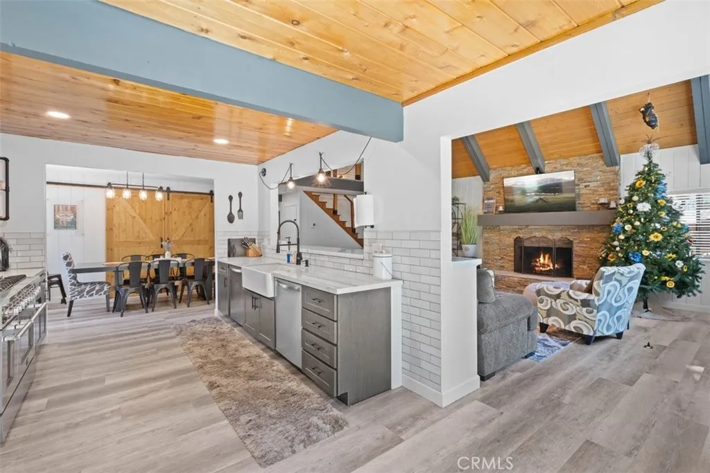 1535 Linnet, Wrightwood, CA 92397 — photo 2