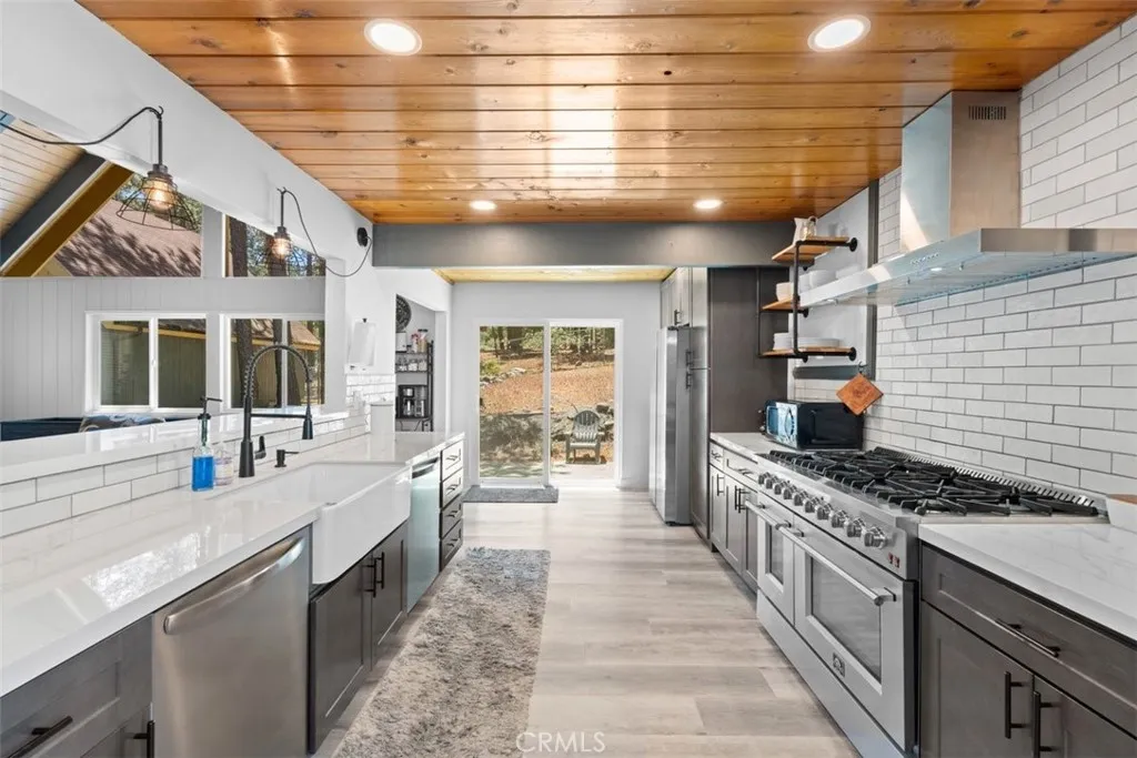 1535 Linnet, Wrightwood, CA 92397 — photo 3