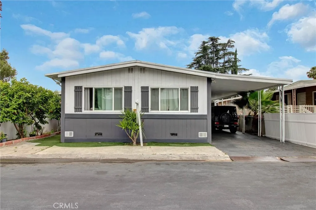1025 S Riverside #26, Rialto, CA 92376 — photo 2