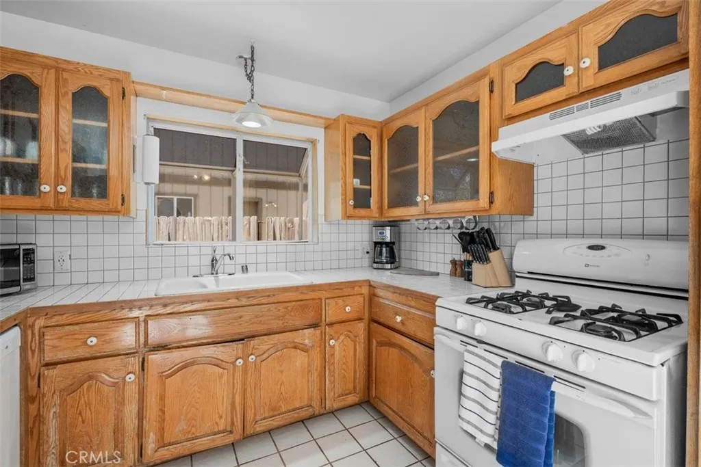 6285 Conifer, Wrightwood, CA 92397 — photo 3