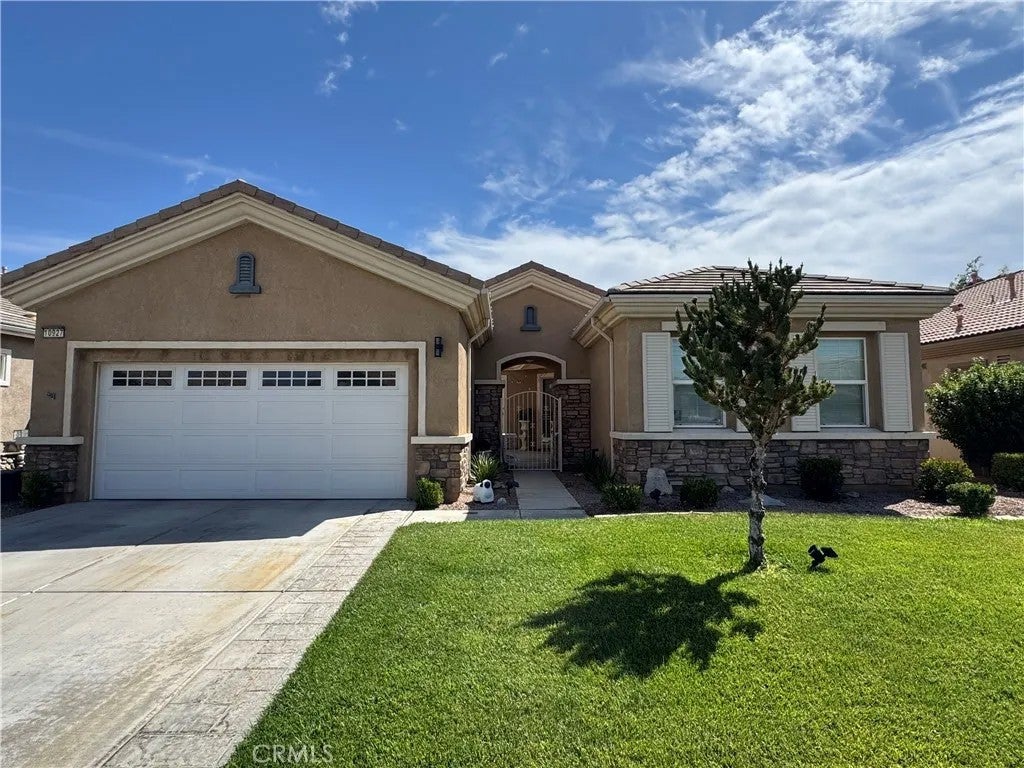 10927 Katepwa Street — photo