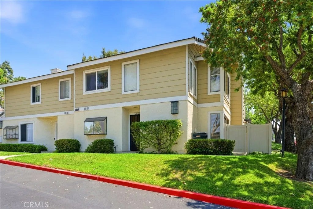 23721 Highland Valley Road — photo