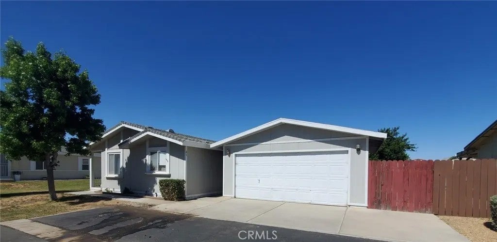 21621 Sandia 31 — photo