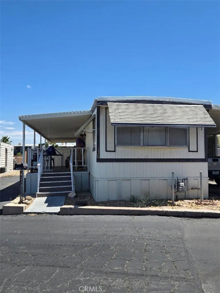 701 Montara 126 — photo