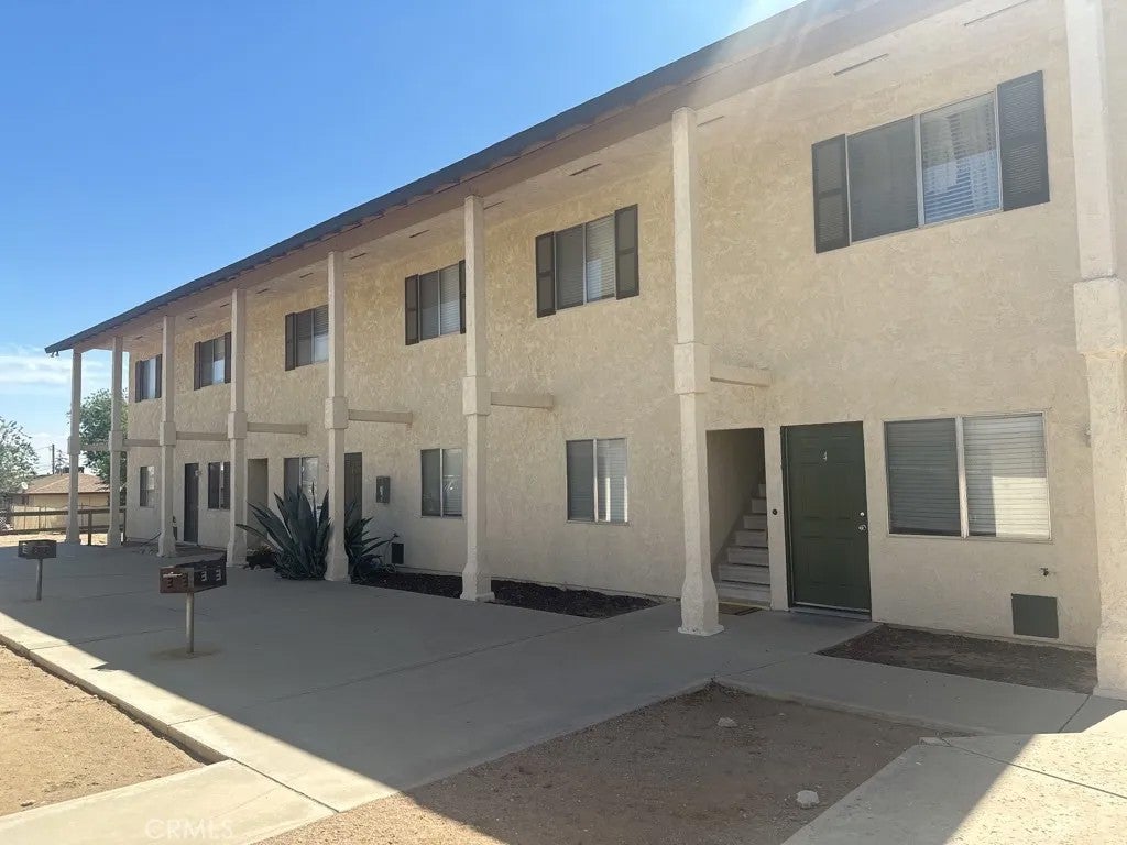 16784 Sultana Street 4 — photo
