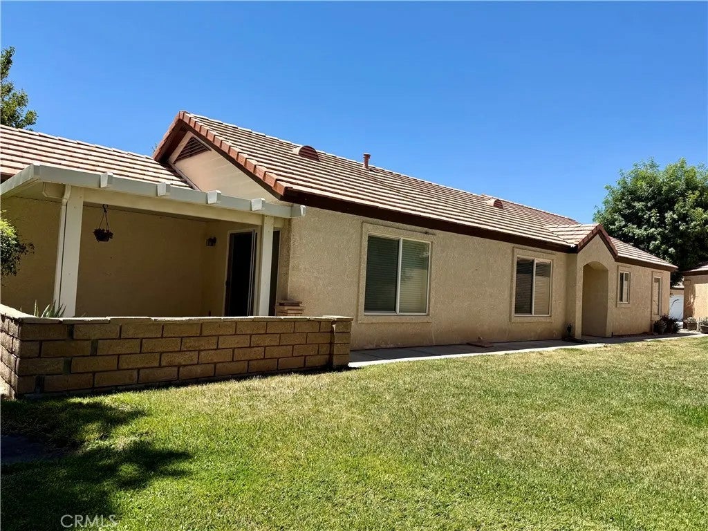 19078 Stoddard — photo