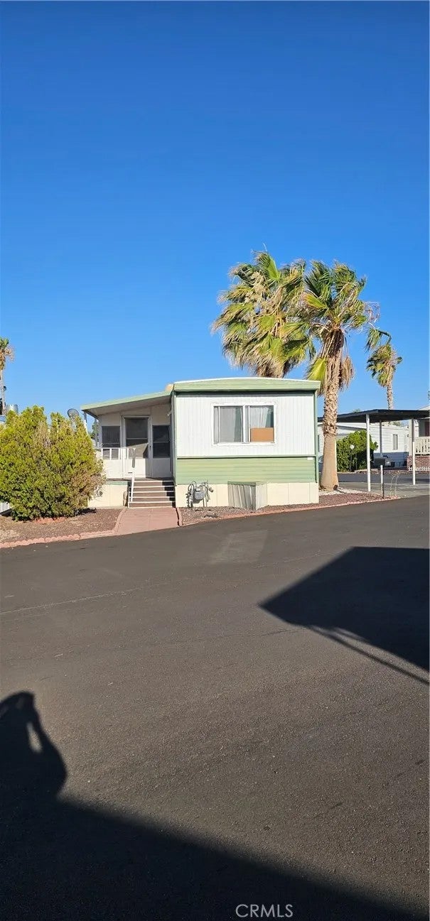 701 Montara 51 — photo