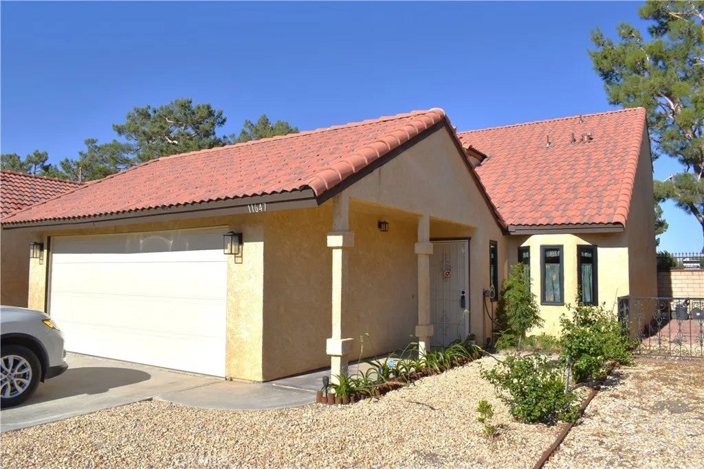 11647 Pepper Lane — photo