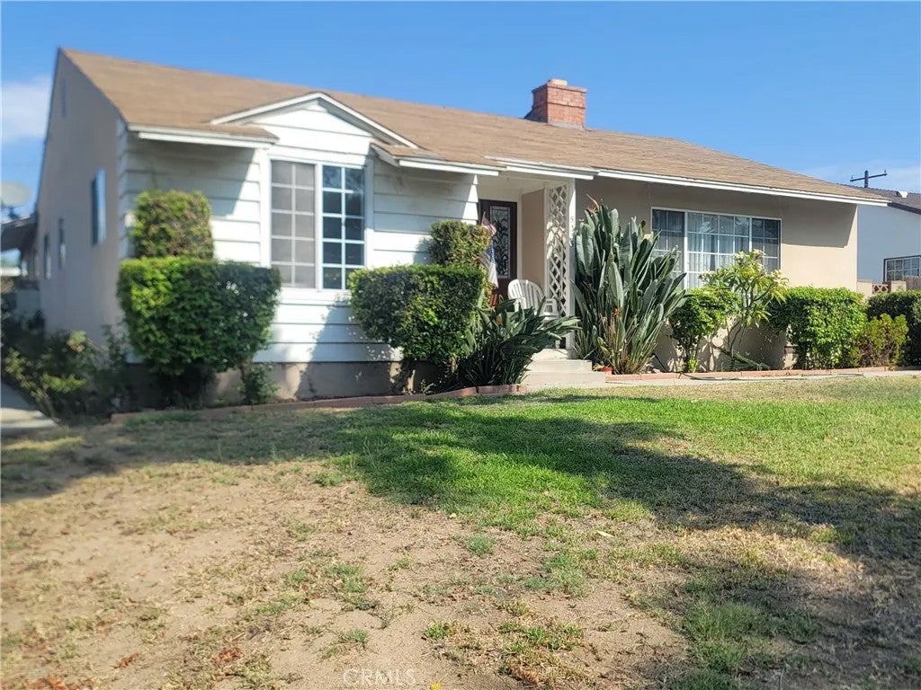 5335 Carley — photo