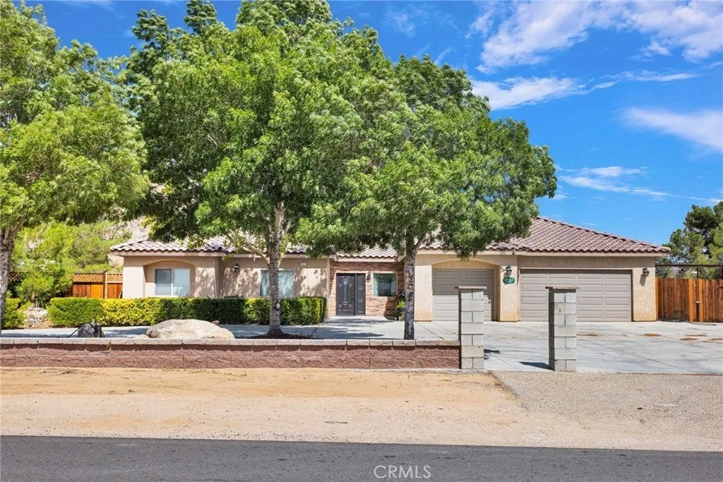 17111 Mesquite Road — photo