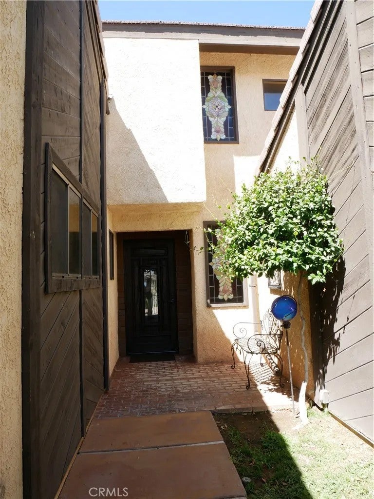 18090 Mariner Drive — photo