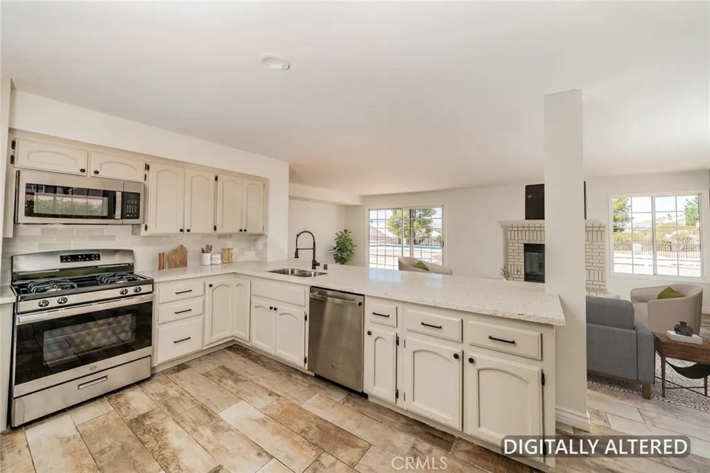 16334 Ridge View Drive, Apple Valley, CA 92307 — photo 3