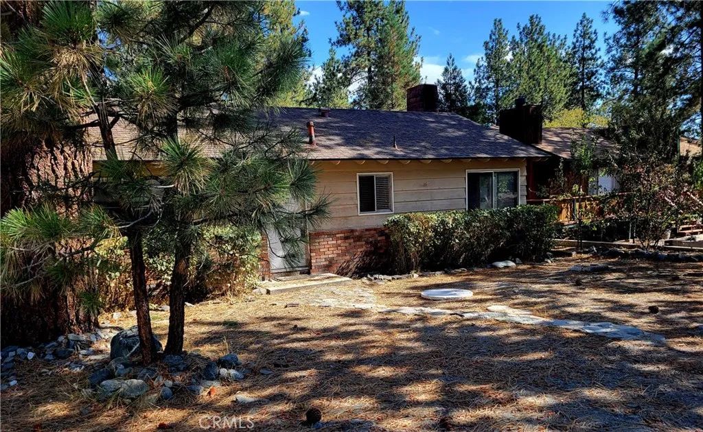 5750 Lodgepole, Wrightwood, CA 92397 — photo 2