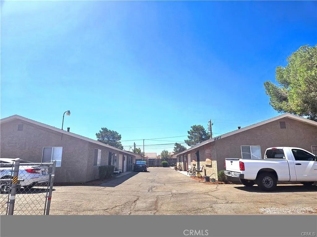 16477 Orange Street — photo