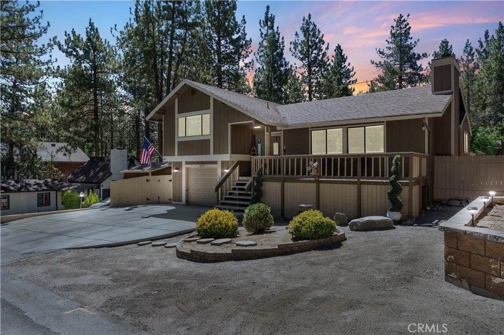 1837 Twin Lakes — photo