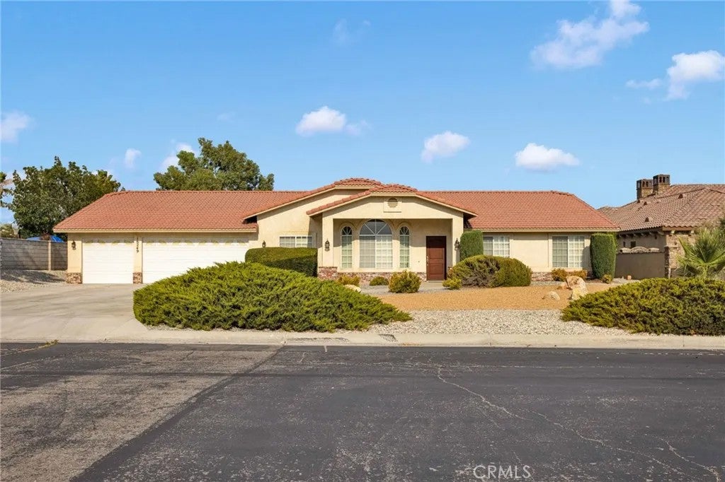 16249 Crown Valley Drive — photo