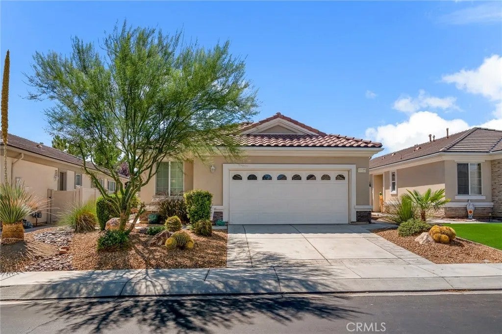 11122 Avonlea Road — photo