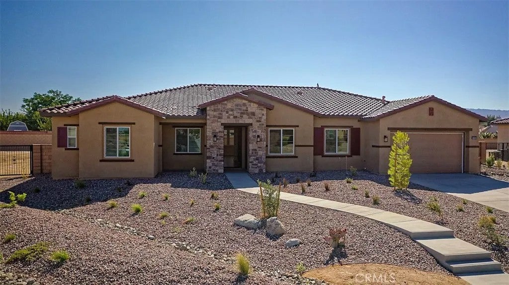 12985 Davona Dale Road — photo