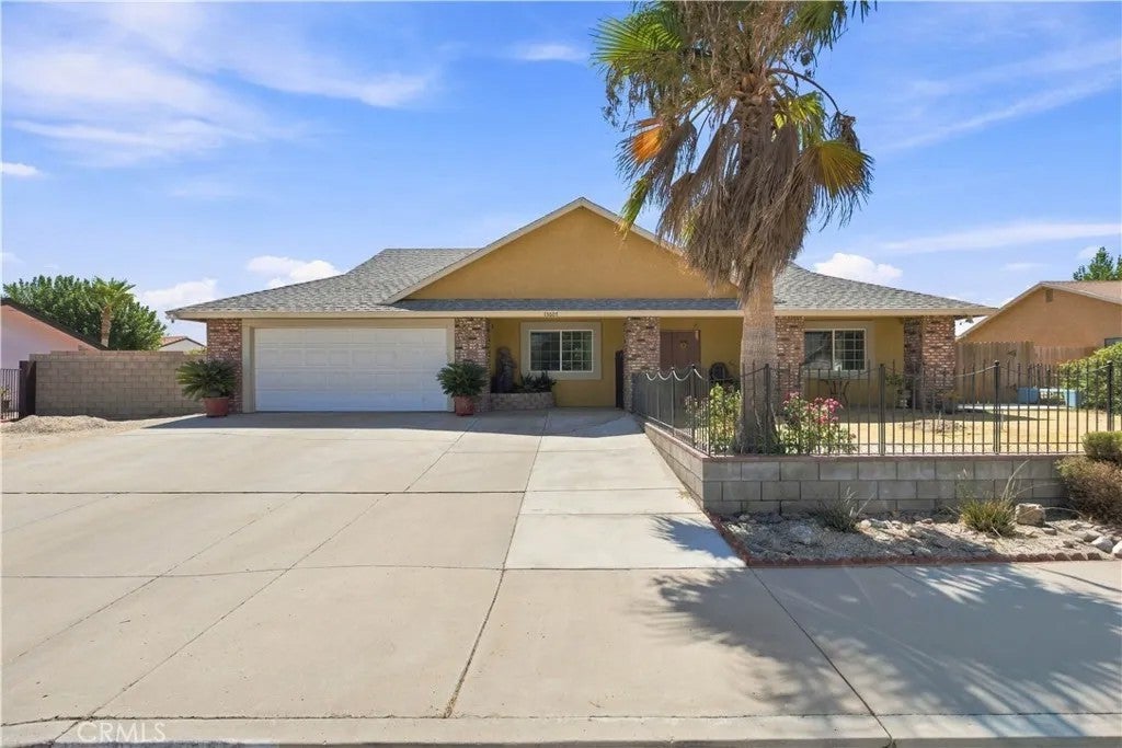 13607 Westwood Drive — photo