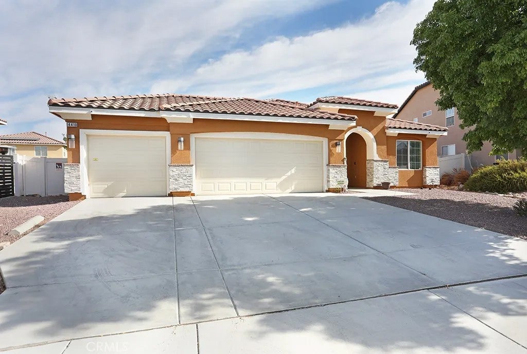 14410 Chumash Place — photo