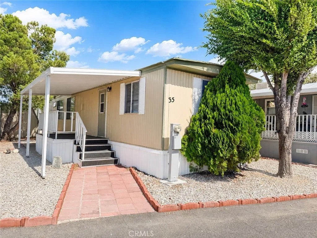 22601 Bear Valley 35 — photo