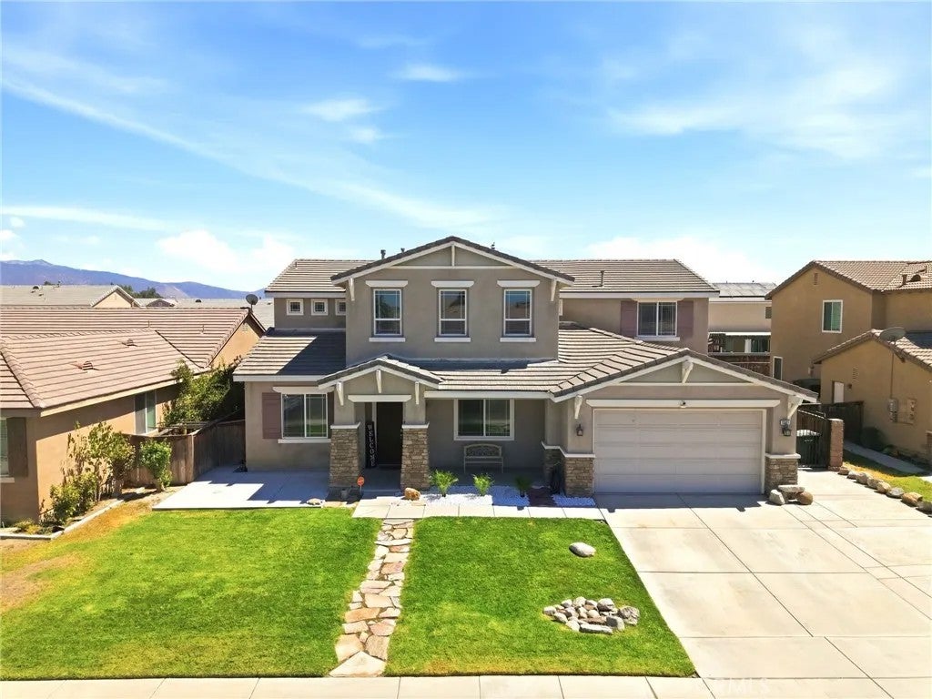 1561 Wagon Creek — photo