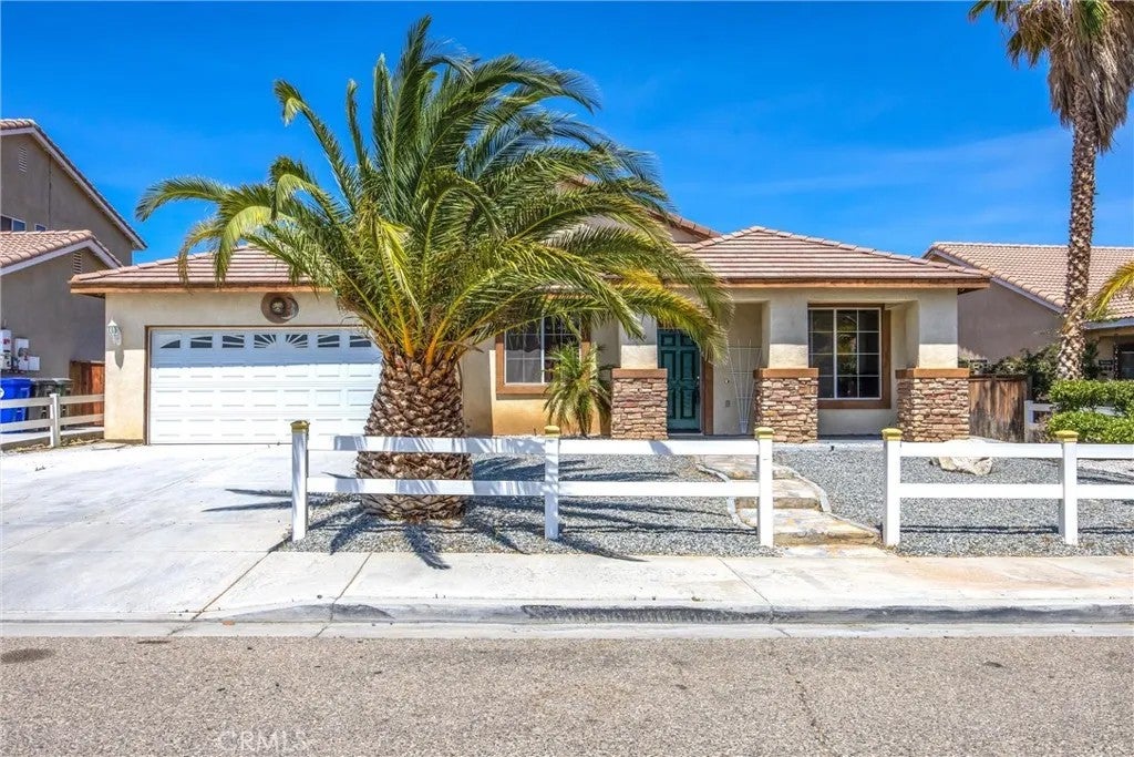 13616 Dellwood Street — photo