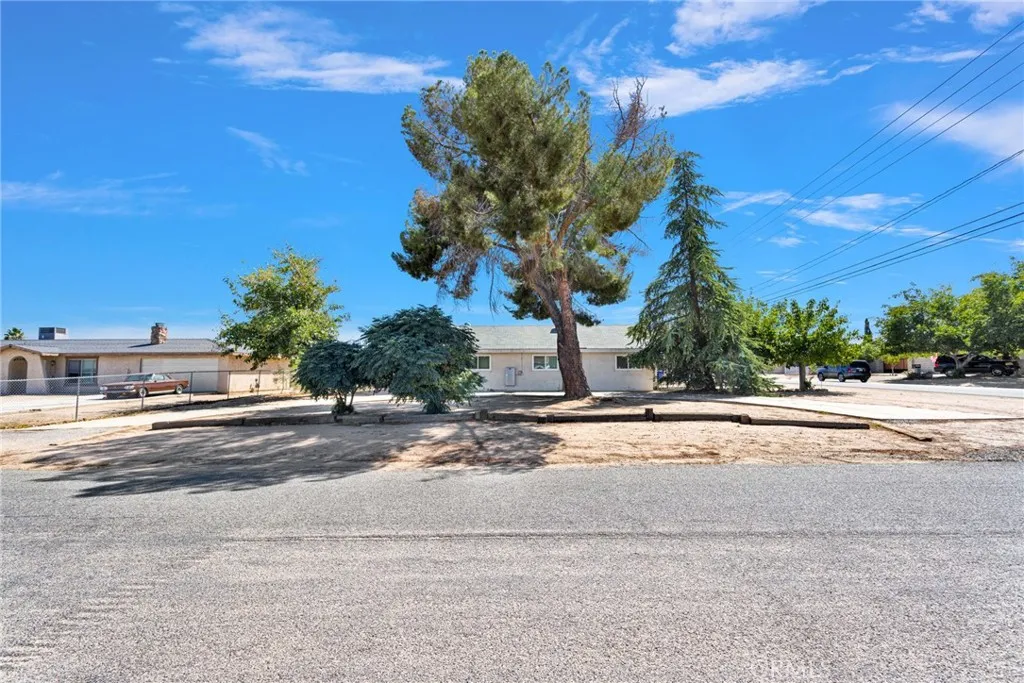 13015 La Habra — photo