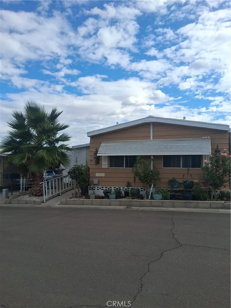 20683 Waalew B37 Unit B37 — photo