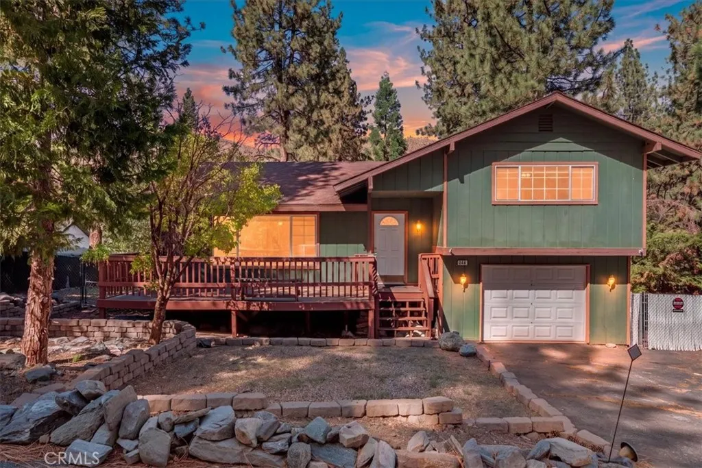 570 Lark, Wrightwood, CA 92397