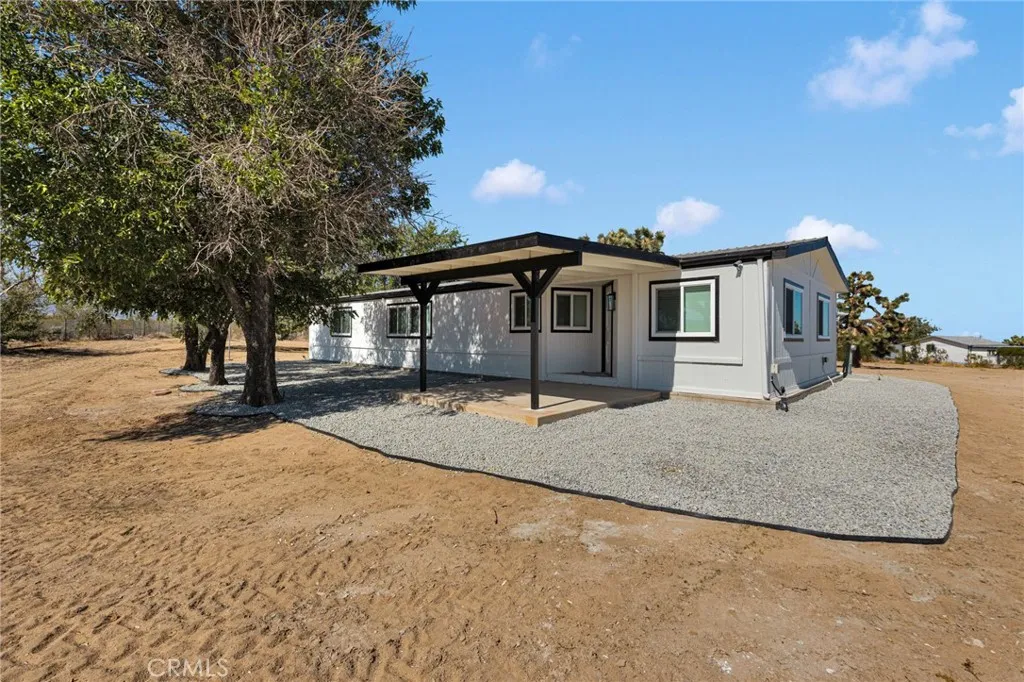 12532 Johnson Road — photo