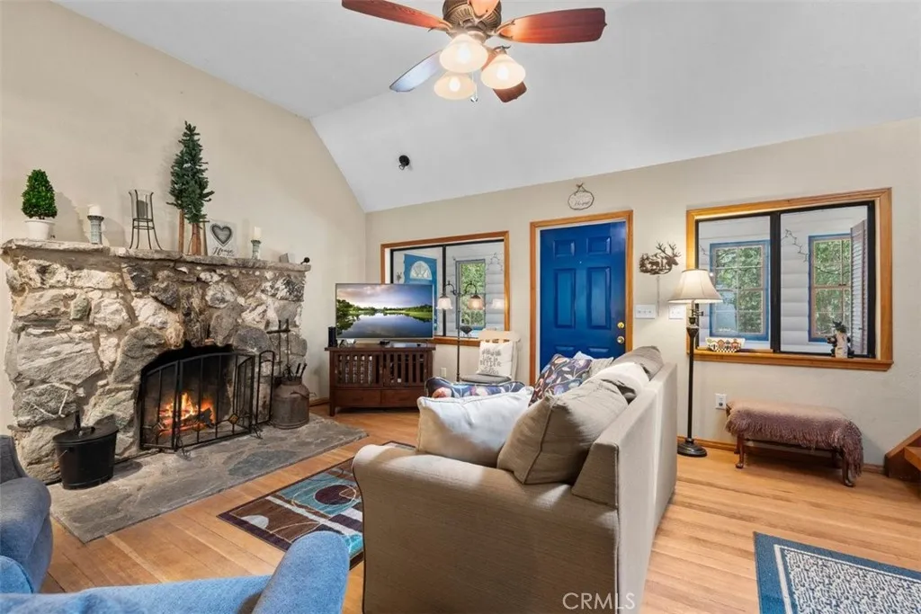 1143 Robin, Wrightwood, CA 92397 — photo 2