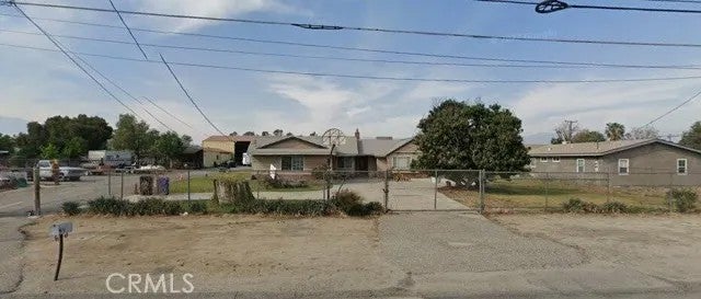 19474 Jurupa Avenue — photo