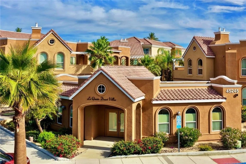 45245 Seeley 17C Drive 17C — photo