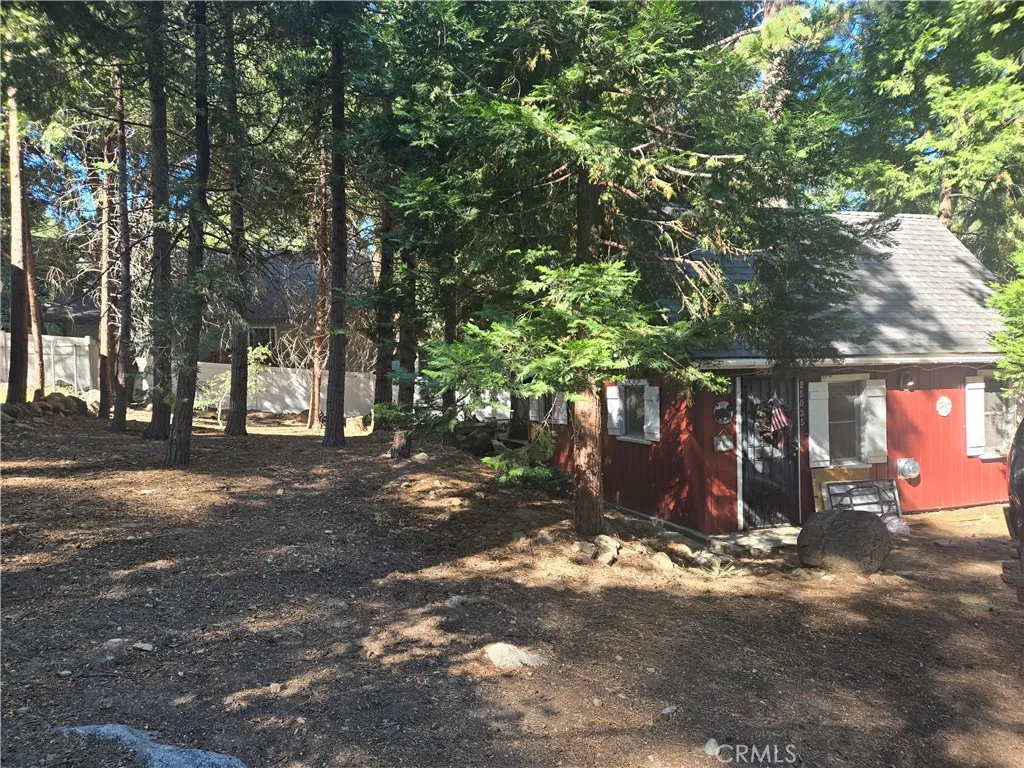 25035 Moon Drive, Crestline, CA 92325 — photo 2
