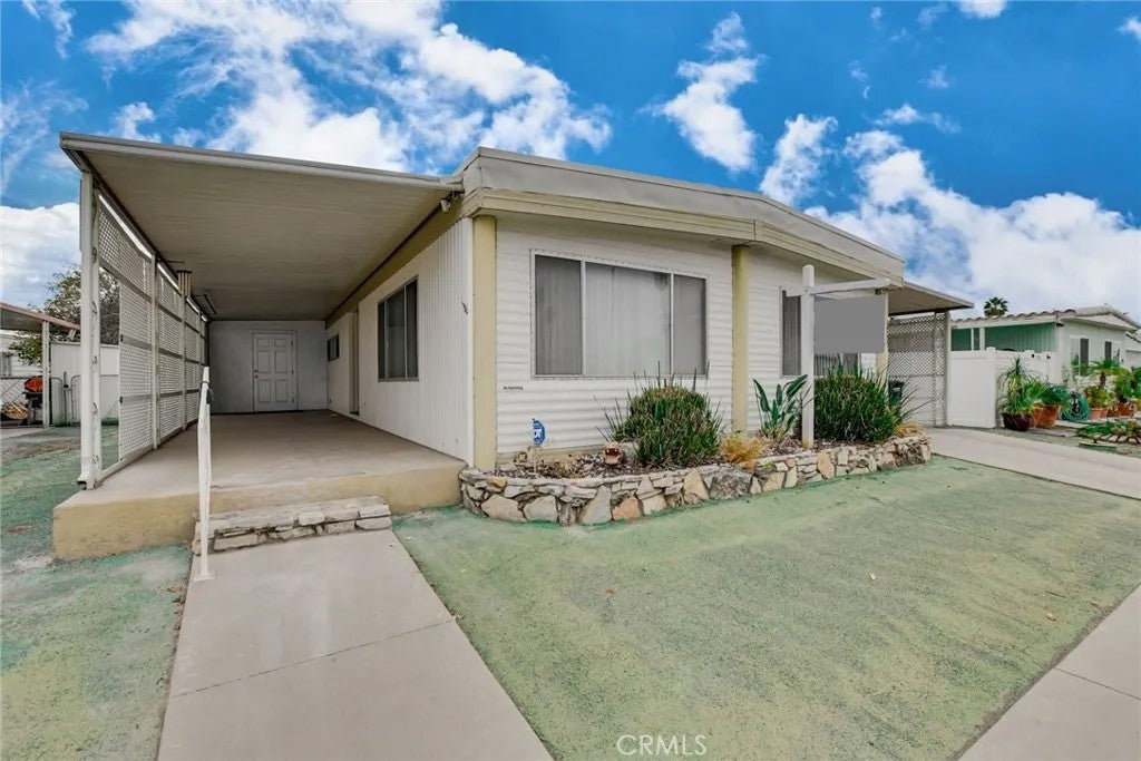 1735 San Leandro — photo