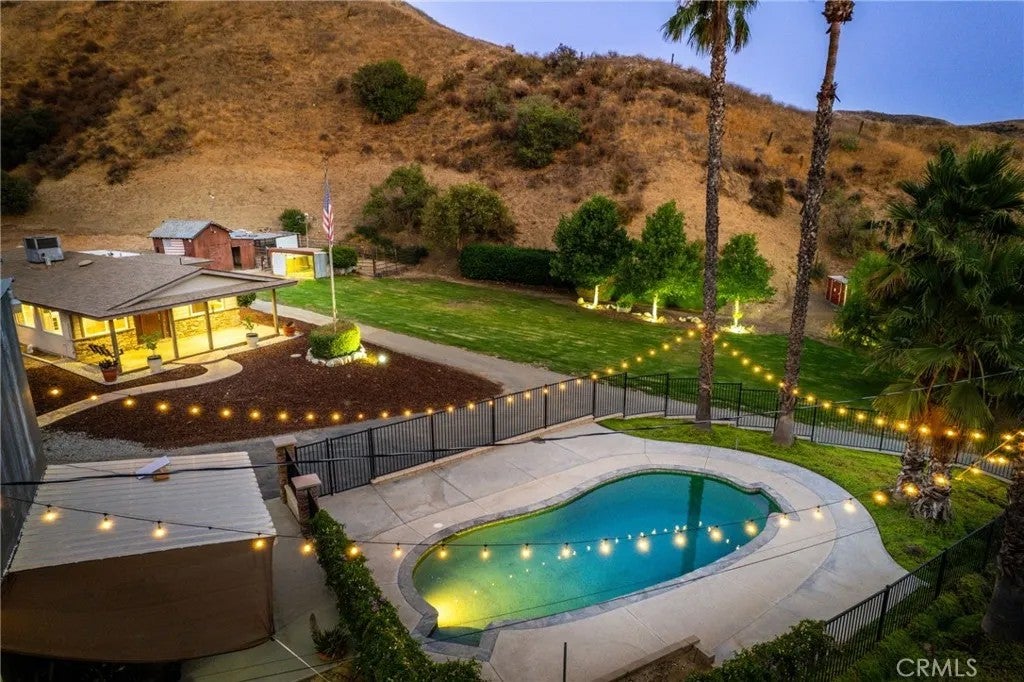 30300 Live Oak Canyon Road — photo