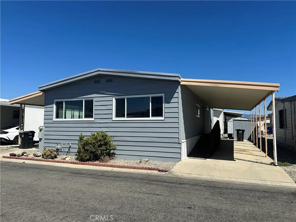 Home in Hemet, CA 92545 — photo 2