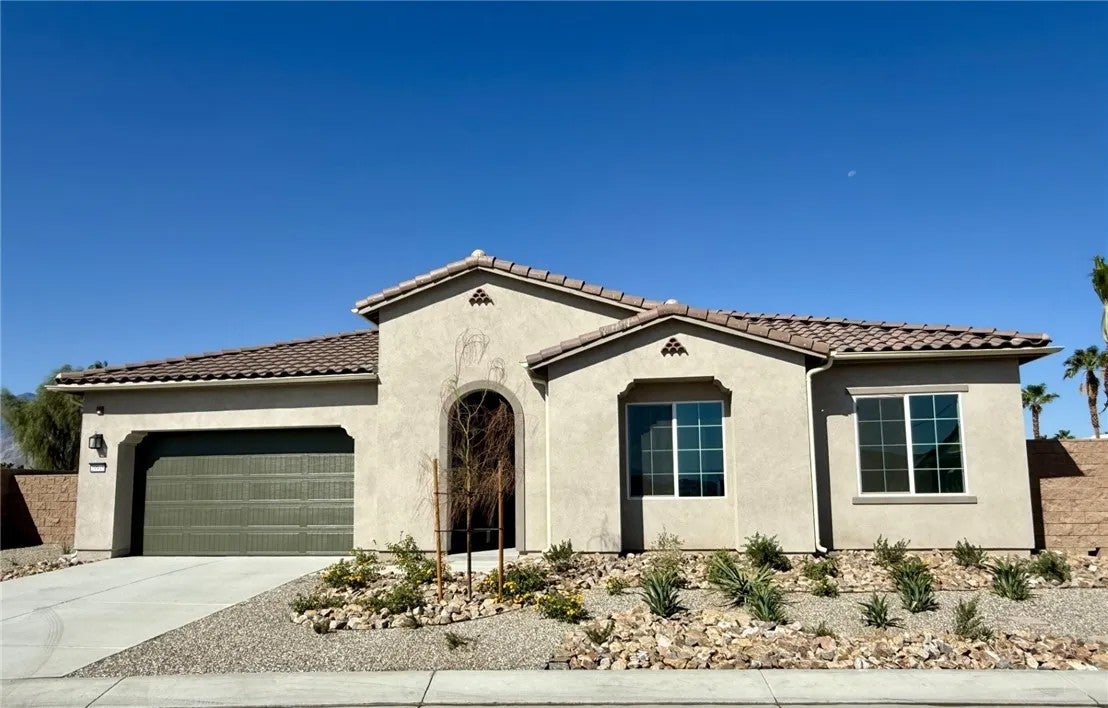 29945 Ruby Way — photo