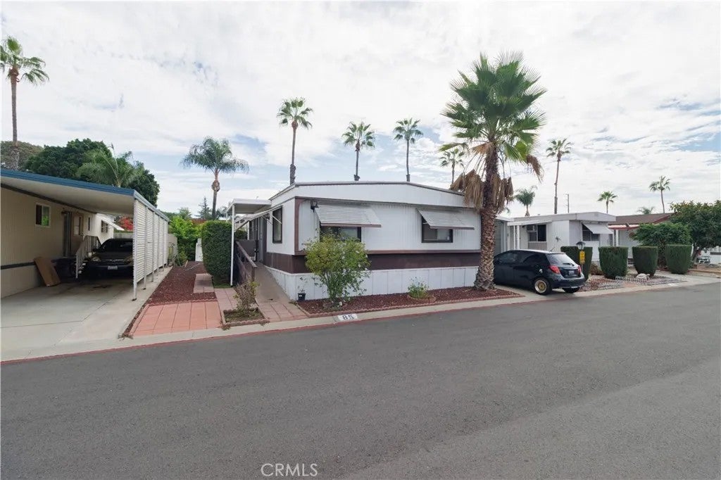 200 W San Bernardino 85 — photo