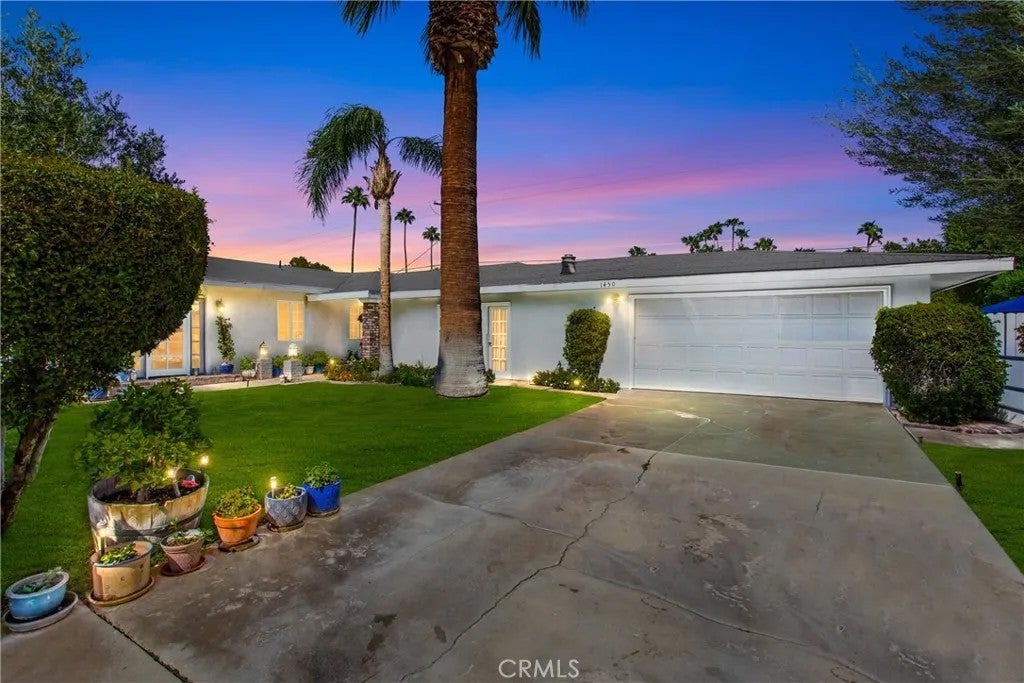 1450 Tamarisk Rd — photo