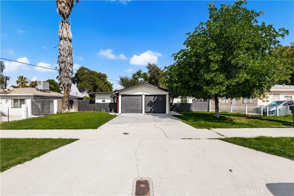 2121 Down, Riverside, CA 92507