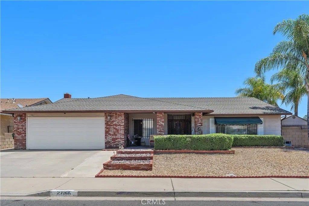 27166 Dahlia Ct — photo