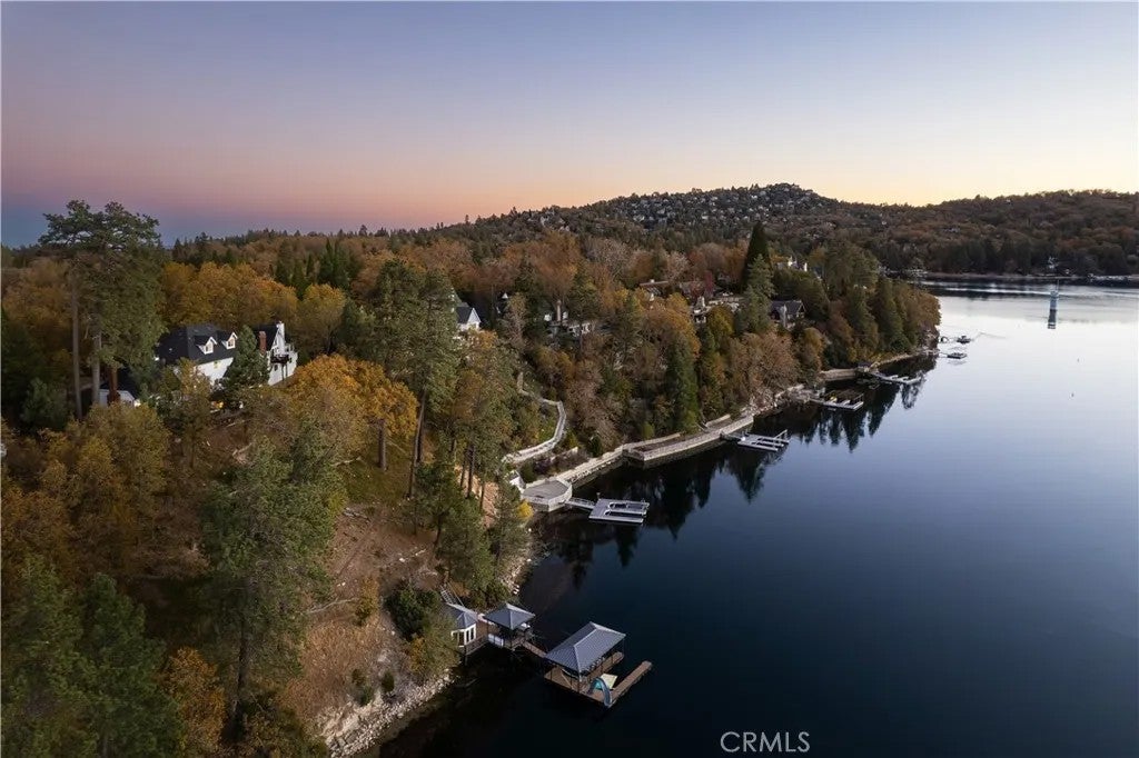 748 Shelter Cove — photo