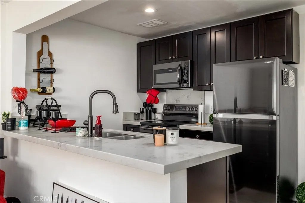3088 Panorama Rd Unit D — photo