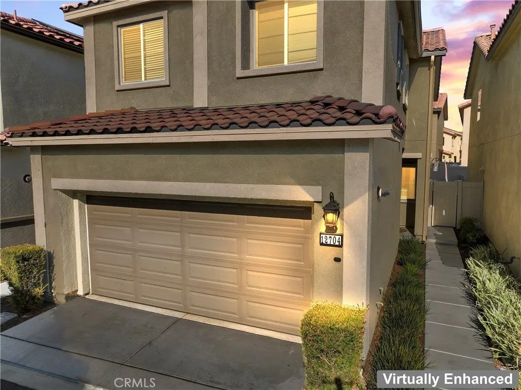 12704 Ironstone — photo