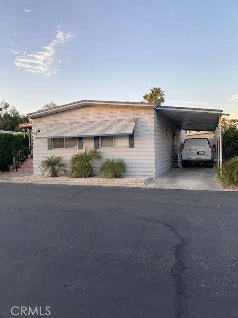 1155 S Riverside South 10 — photo